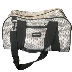 Vooray Women's Stylish Black and Gray Duffle Bag